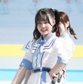 限りなく白く【写真：竹内みちまろ】