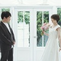 濱口優と南明奈が結婚6周年！誓い新たなセレモニーに大興奮