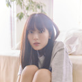 1st写真集の先行カット第2弾　撮影／SAKAI DE JUN