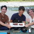 （左から）小泉孝太郎、反町隆史、ムロツヨシ（日光）　(C) フジテレビ