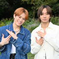 左から松倉海斗、中村海人　(C)TBS