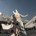 プラチナ『アークナイツ』／四巫日モミ（Instagram：momihi__444）