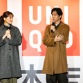 「ユニクロ 新宿本店　特別コレクション」記者発表会に登壇した綾瀬はるかと松下洸平