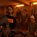 玉井詩織とマグ万平が出演する「それぞれの孤独のグルメ」第5話　(C)テレビ東京