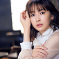 「北川景子オフィシャルカレンダー2025」（SDP）　特典カット：楽天ブックス（デスク）