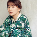 「北川景子オフィシャルカレンダー2025」（SDP）　特典カット：楽天ブックス（ポスター）