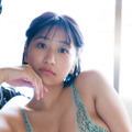 榎原依那1st写真集「Inaism」　撮影：Takeo Dec.／講談社