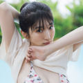 日比美思1st写真集「朝食ってビュッフェですか」　(C)藤本和典／玄光社
