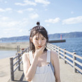 日比美思1st写真集「朝食ってビュッフェですか」　(C)藤本和典／玄光社