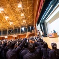 ゆうちゃみとHIPPYが登場した千葉・松戸市立松戸高等学校のサプライズイベント