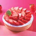 苺のレアチーズタルト 価格：ピース3 70 円（税込 3 99 円）ホール 2, 700 円（税込 2, 916円）／サイズ： 15cm（C）シャトレーゼ