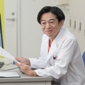 松崎瑛人役：永野宗典　(C)NHK