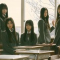乃木坂46の6期生「春組」集合写真　（左から）海邉朱莉、長嶋凛桜、瀬戸口心月、川端晃菜、矢田萌華