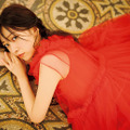 『鈴原希実 1st写真集 届け』掲載カット　撮影／熊木優