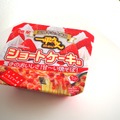 一平ちゃん夜店の焼そば ショートケーキ味（撮影／山田有真）