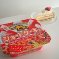 一平ちゃん夜店の焼そば ショートケーキ味（撮影／山田有真）
