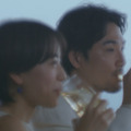 SUNTORY WORLD WHISKY『碧Ao』の新TVCM「世界のどこかで。」篇