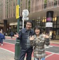 左から中山秀征、ホラン千秋（C）フジテレビ