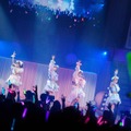 （左から）廣川奈々聖・松田美里・三品瑠香・小玉梨々華(C)avex