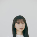 上白石萌歌による写真集『charm charm』　（C）松岡一哲／講談社