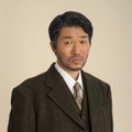 関谷篤三役の高橋努　（C）フジテレビ