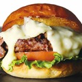 ［札幌］Ｔhe CheeseBurger ESSEN／４層仕立てのチーズステーキバーガー（１個）1,458円