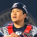 ケガで苦しんだ野球選手を「ヒビが入った」と揶揄…韓国公共放送の字幕に批判殺到、謝罪