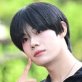 “Jリーグのエムバペ”と紹介された日本人K-POPアイドル、安貞桓らの前でクロスバー当てにチャレンジ…その結果は？