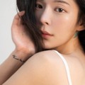 “ブラレス・素肌コート”で話題の韓国女性歌手、7kg減でアップデート！「注意報発令」の声も
