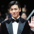「おおきに」と挨拶も！俳優チ・チャンウク、大阪でとろける笑顔を披露しファン魅了「幸せ」【PHOTO】