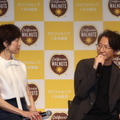 （左から）鈴木保奈美、有井宏太郎氏【撮影／ババショウタ】