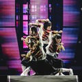 新しい学校のリーダーズのライブ＆ドキュメンタリー映画『青春イノシシ ATARASHII GAKKO! THE MOVIE』　（C）2025, ASOBISYSTEM / TV ASAHI MUSIC / TWIN PLANET & CJ 4DPLEX Japan