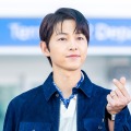 “2児のパパ”俳優ソン・ジュンギ、うっとりする高貴なハンサムさ！ヨットの上で優雅にくつろぐ【PHOTO】