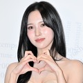 「“お姉さん感”が上がってる…」TWICEミナ、“はっちゃけ姿”も美しすぎてメロメロ「ガチで美しい」【PHOTO】