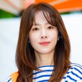 人気女優ハン・ジミン、ドラマ共演したダウン症の女優兼作家の結婚式で祝福SHOT