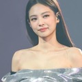 BLACKPINK・ジェニーがギリギリ露出写真を大放出。それでも話題となる「感性」