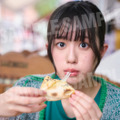 小久保柚乃の2nd写真集『こくぼづかん2』特典生写真画像　撮影：中村和孝　（C）中村和孝／小学館