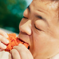 新CM　レッドホットチキン「夏の本能」篇