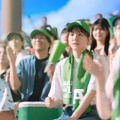 アサヒ飲料「十六茶」の新TVCM「16チャージ！野球場」編
