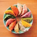 彩りごちそうぎょうざ各種(生しょうが・鬼辛・ニラ豚・かち海老・かぼす・あんこ ほか/各12個入)　1,080円から