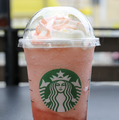 ヘブンリー ピーチ フラペチーノ
