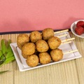 鶏つくね串（梅しそ味）（税込185円）
