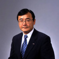 山本正己氏