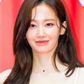 “極限シースルー”であらわになった美肉体　大谷翔平出場試合で始球式を務めた韓国女優のオーラ【PHOTO】