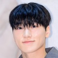 来日SHOTも！ATEEZ・サン、“爆イケ”アイドルからオフは恋人感満載に「ときめきでAEDになれる」【PHOTO】