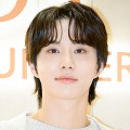 NCT・ジョンウ、基礎軍事訓練修了を報告！“軍服姿”の爽やかビジュアルに釘付け「かっこいい」【PHOTO】