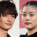 岡田将生と高畑充希【撮影／竹内みちまろ】