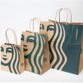 スタバ　ショッピングバッグ（イメージ）（C）スターバックス コーヒー ジャパン