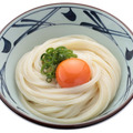 『釜玉うどん』（温）　並550円、大740円、得930円（税込）