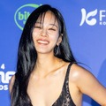 胸元の“ボリューム”がユラユラ…見る者すべてを魅了するBIBIのダンス「集中するとあごが上がる」